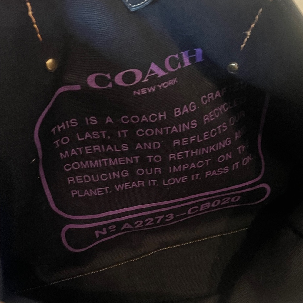 Coach New York Black Tote - Picture 5 of 8